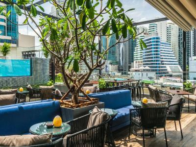 آکیرا سوخومویت بانکوک