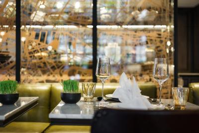 آکیرا سوخومویت بانکوک