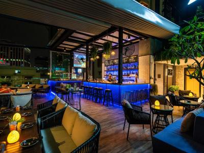 آکیرا سوخومویت بانکوک