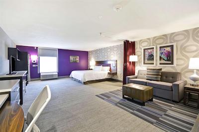 هم2 سویتز بای هیلتون کسی آیرپرت