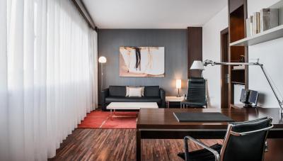 اک هتل آلیکانت