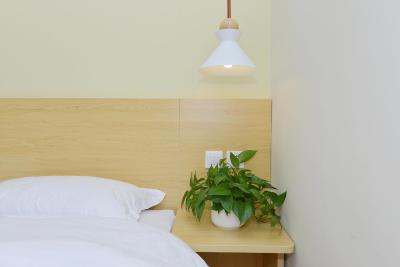 شانگهای کن ویلیج آرتیستیک هتل