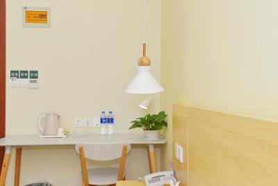 شانگهای کن ویلیج آرتیستیک هتل