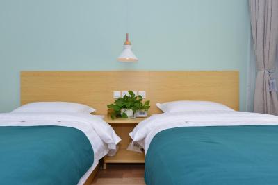 شانگهای کن ویلیج آرتیستیک هتل