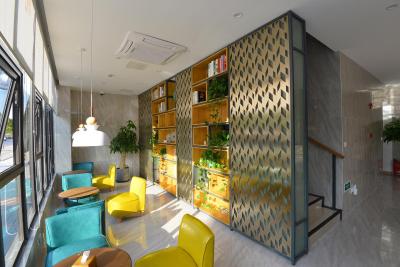 شانگهای کن ویلیج آرتیستیک هتل