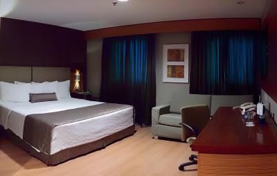 بوربن اسو پاولو ایبیراپورا کنونشن هتل