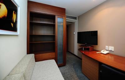 بوربن اسو پاولو ایبیراپورا کنونشن هتل