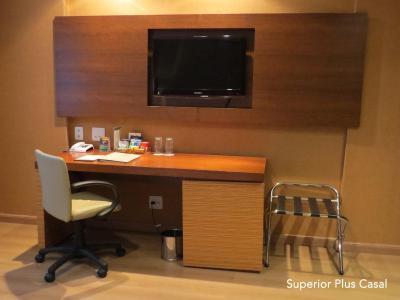 بوربن اسو پاولو ایبیراپورا کنونشن هتل