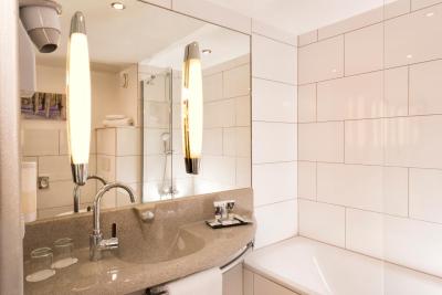 مرکور هتل دوسلدرف آیرپرت