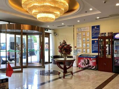 گرین تری این بیجینگ هایدیان دیستریکت