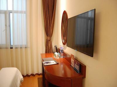 گرین تری این بیجینگ هایدیان دیستریکت