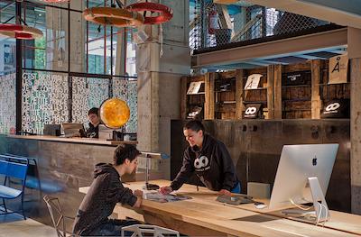 اندا ونیس هستل