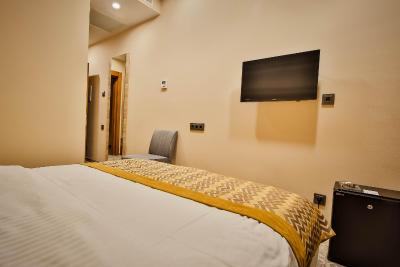 آمری پلازا هتل