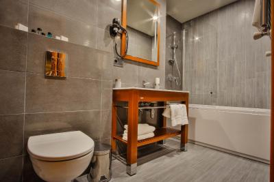 آمری پلازا هتل