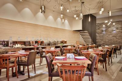 آمری پلازا هتل