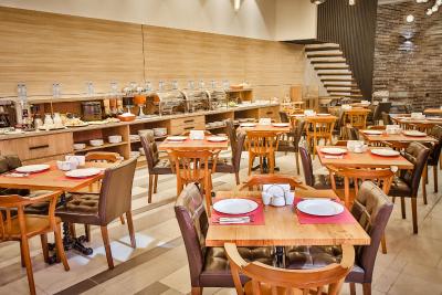 آمری پلازا هتل