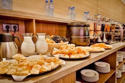 آمری پلازا هتل