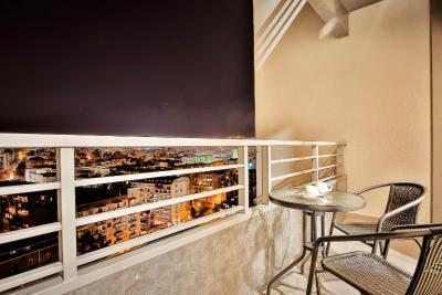 آمری پلازا هتل