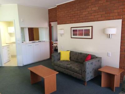 آلیس این د تریتری