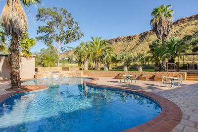 آلیس این د تریتری