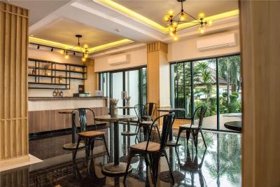 گلدن فویر سووارنابومی ایرپورت هتل