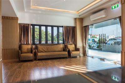 گلدن فویر سووارنابومی ایرپورت هتل