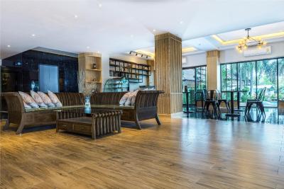 گلدن فویر سووارنابومی ایرپورت هتل