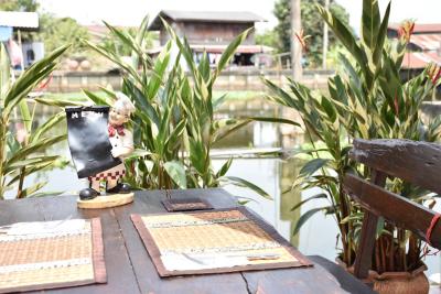 گلدن فویر سووارنابومی ایرپورت هتل