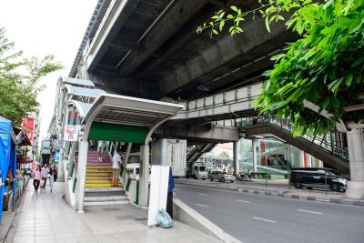 استودیو اکامای