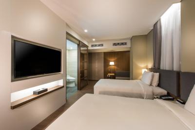 انا سویت هتل