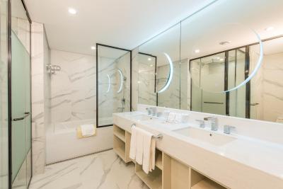 انا سویت هتل