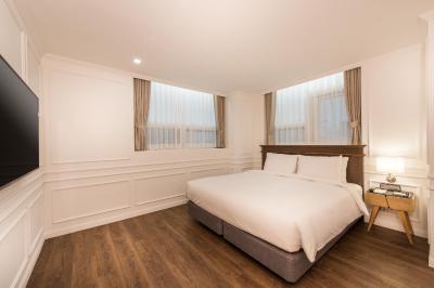 انا سویت هتل