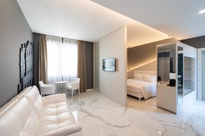 هتل میلانو کاستلو