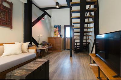 پرینس تئاتر هریتیج است