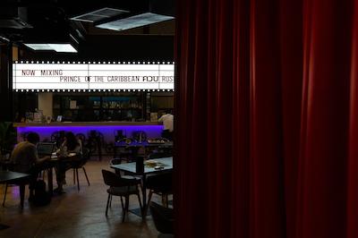 پرینس تئاتر هریتیج است