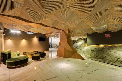 آمانته ناریکالا هتل