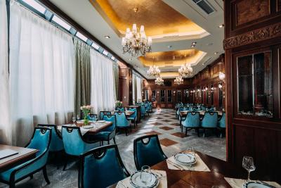 گولدن پالاس بوتیک هتل