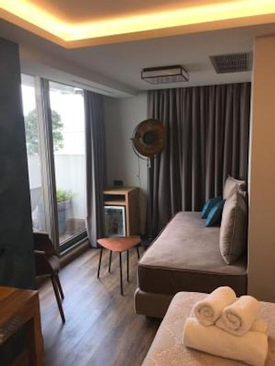 360 دیگریز پوپ آرت هتل