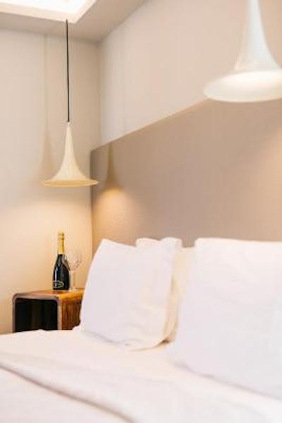 360 دیگریز پوپ آرت هتل