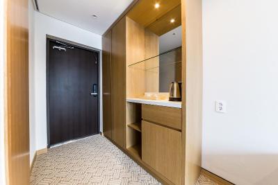 لومیا هتل2 دنگدامون