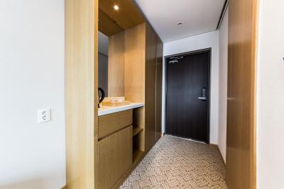 لومیا هتل2 دنگدامون