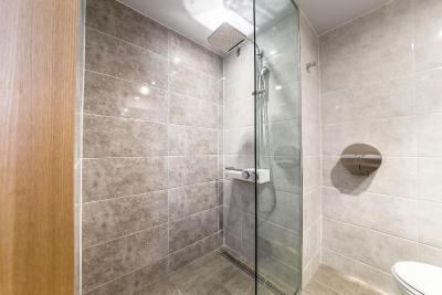 لومیا هتل2 دنگدامون