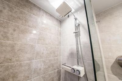 لومیا هتل2 دنگدامون