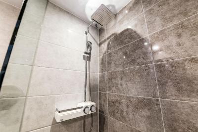 لومیا هتل2 دنگدامون