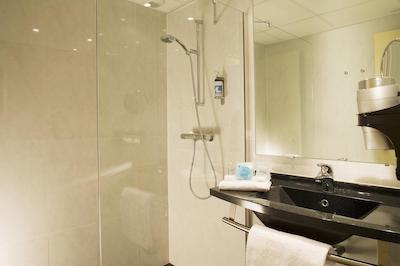 اسال اُسینیا بیاریتز