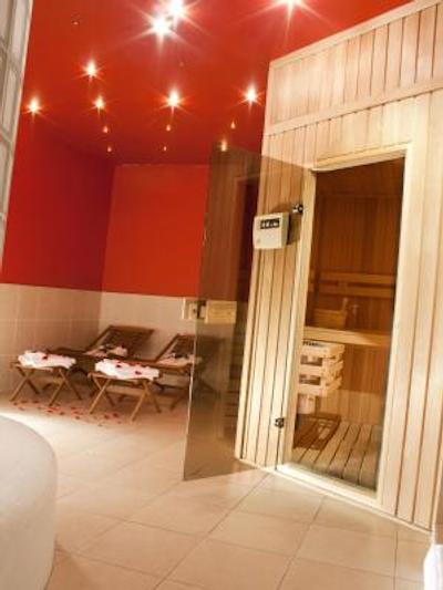 ای هتل کریستال پالاس