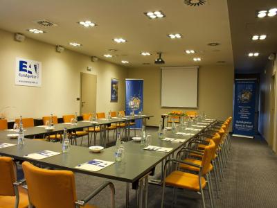 ای هتل کریستال پالاس