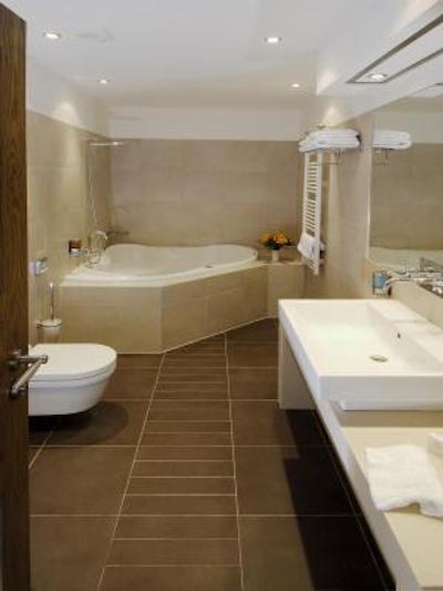 ای هتل مانز