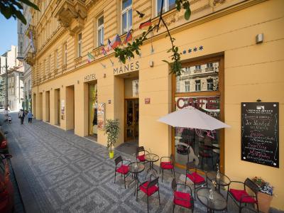 ای هتل مانز