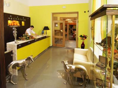 ای هتل مانز